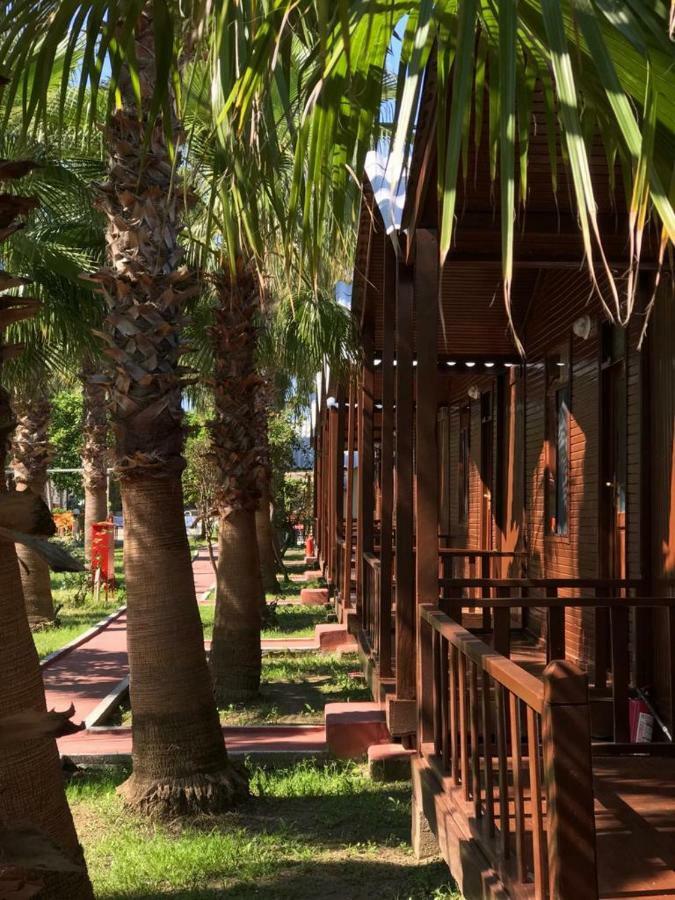 Dream Park Bungalow Titreyengol Esterno foto